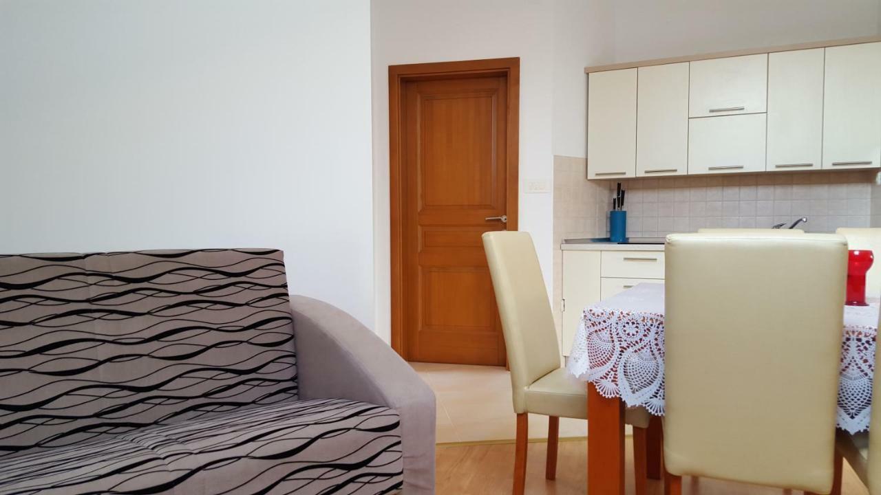 Apartmani Vela Draga Pag Stara Novalja Exterior foto